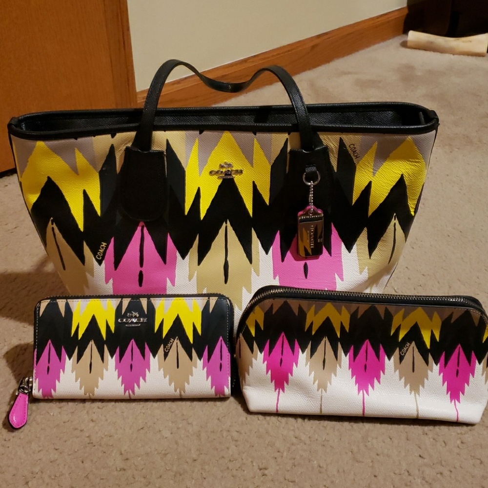 Coach Hawk Feather Purse set